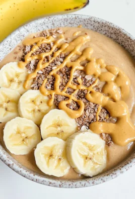 Peanut Butter Banana Smoothie Bowl